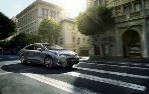 El nuevo Toyota Corolla Sedan 2019 en las calles de Galicia