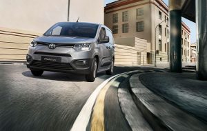 Nuevo-Toyota-Proace-City-Frontal