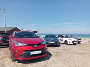 toyota c-hr, toyota corolla, toyota yaris cross y toyota yaris en la prueba ciclista.